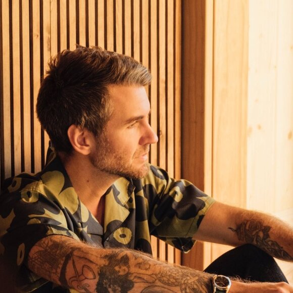 Meet your Posher, Guillaume - Picture 1 of 1